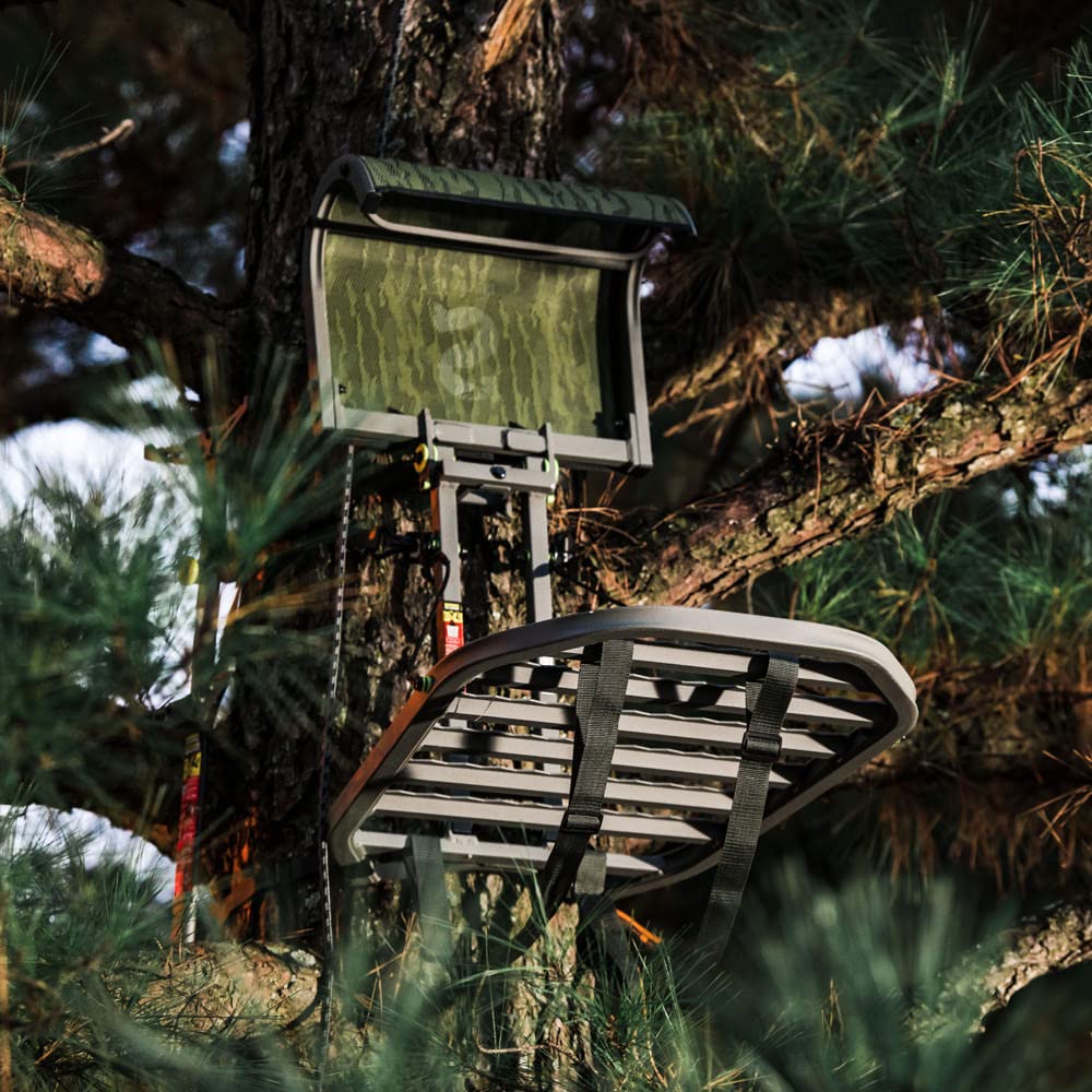 Camo Hang-On Treestand O47197