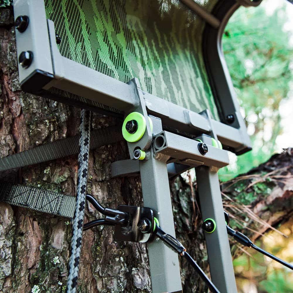 Camo Hang-On Treestand O47197