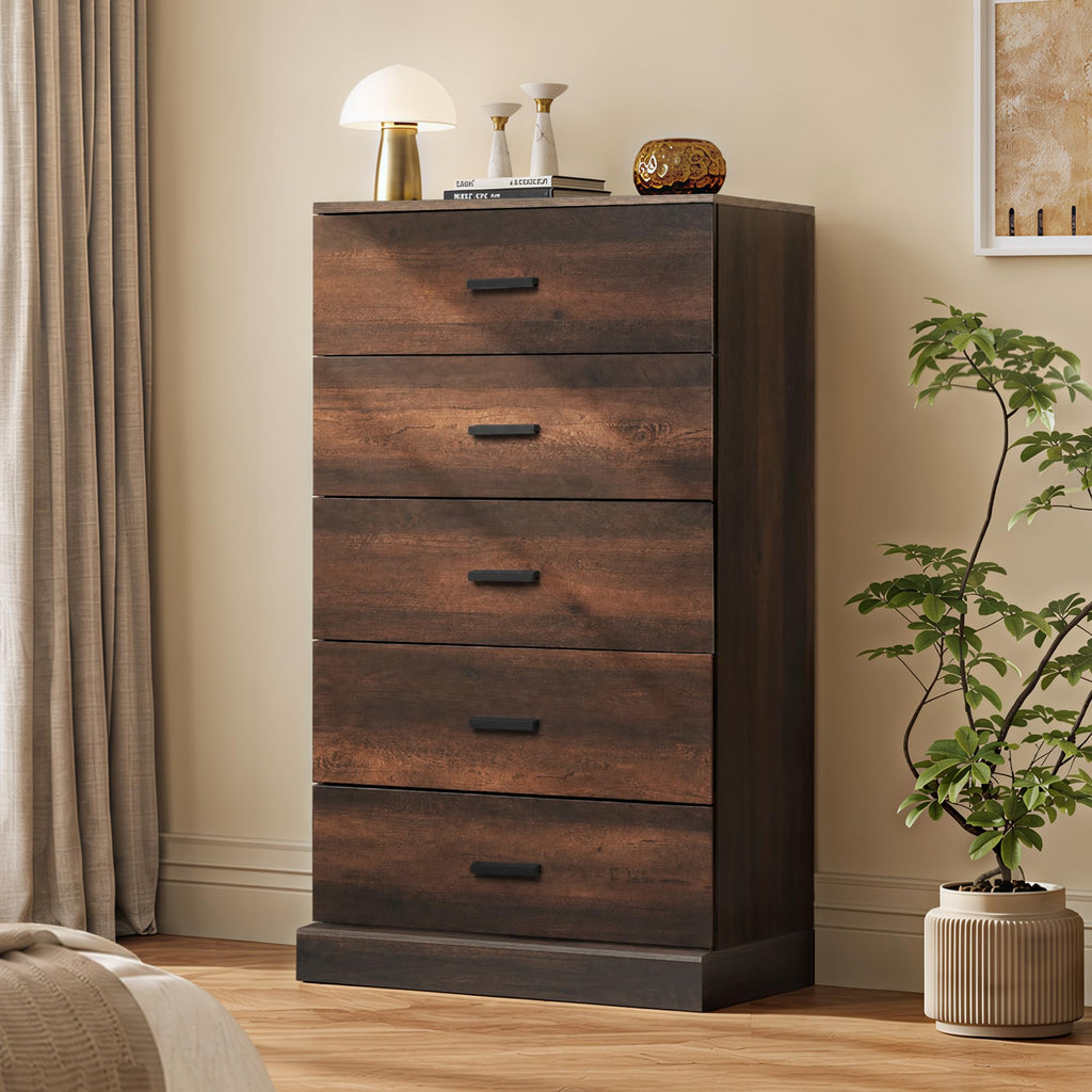 Brown 5 Drawer Dresser B540933