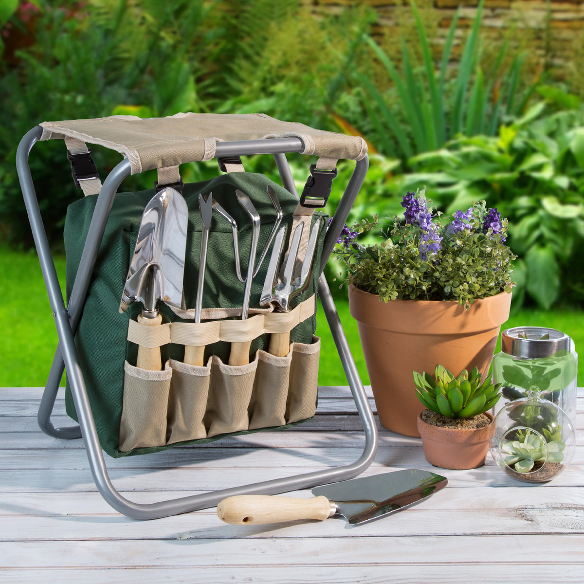 Folding Garden Stool with Tool Bag and 5 Garden Tools I384626